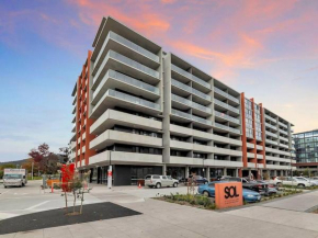 Modern 1-bedroom unit in the heart of Canberra